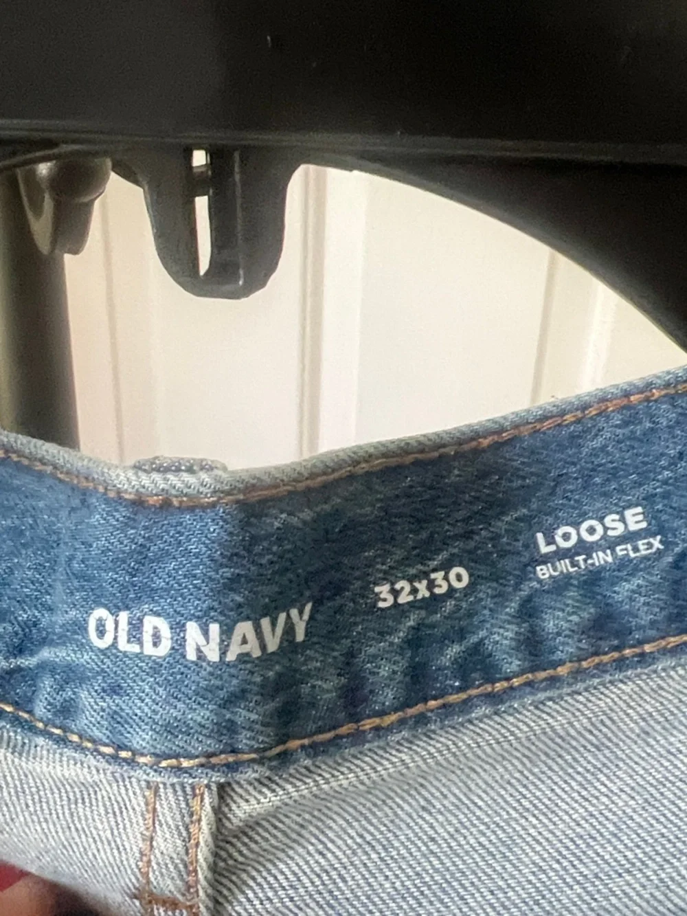 Men Light Wash Straight Leg Jeans